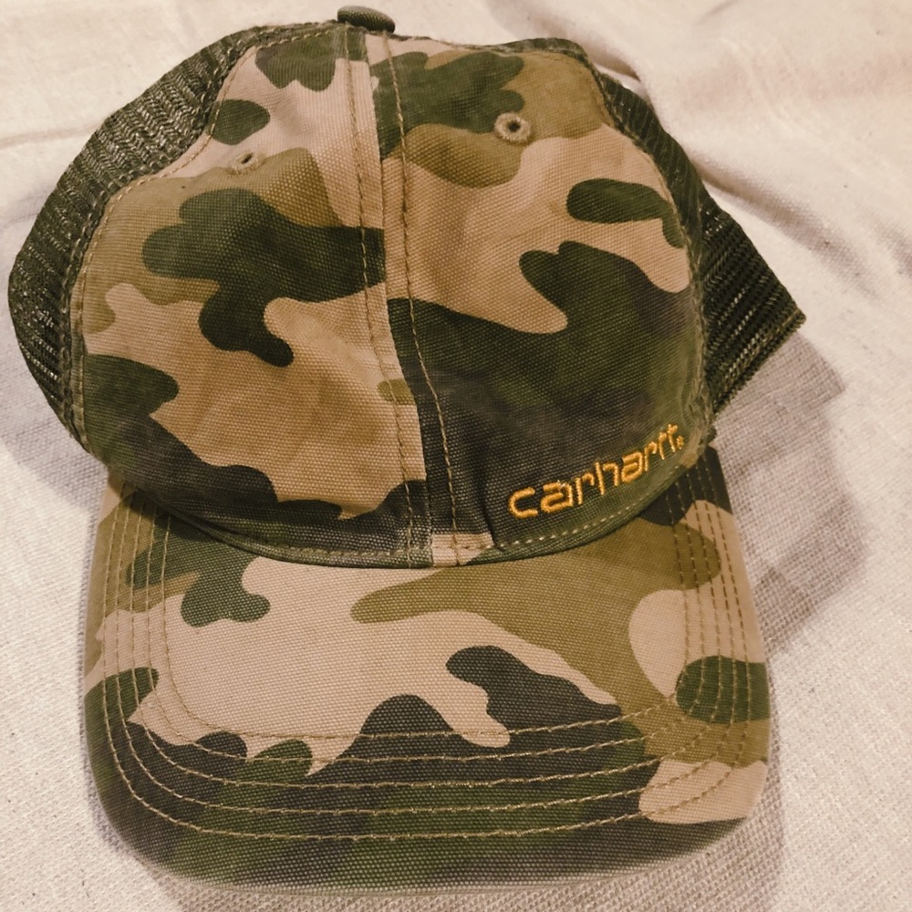 Carhartt hat